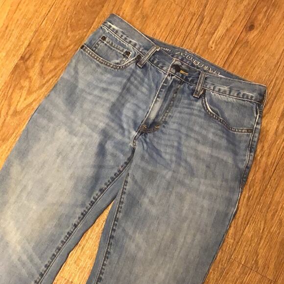 Old Navy Blue and White Light Wash Famous Jeans Bootcut Size 31 / 30 - Picture 1 of 9